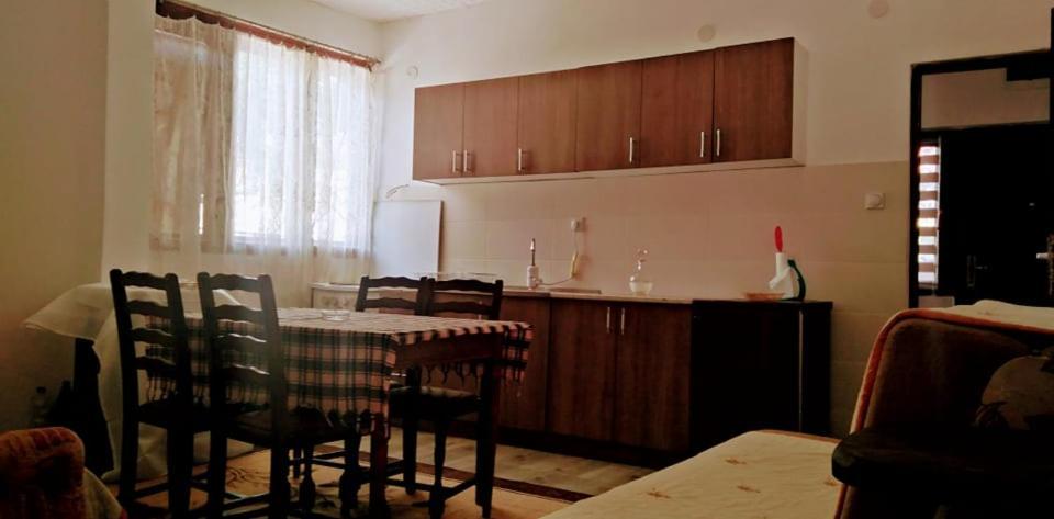 Odmaraliste Vlasko Zdrelo Pirot Exterior foto